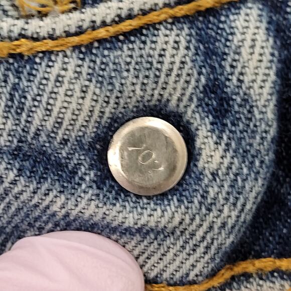 Vintage LEVIS 550 Baggy Straight Jeans 36x32 Faded Medium-Wash - Picture 4 of 16